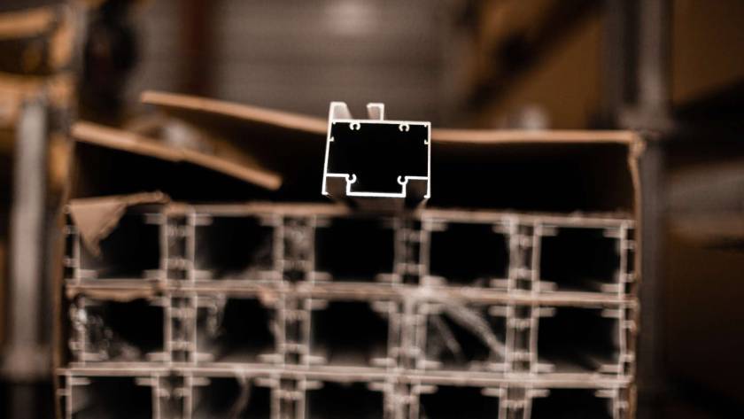 Wood Effect Coating for Aluminium & Metal in Sharjah